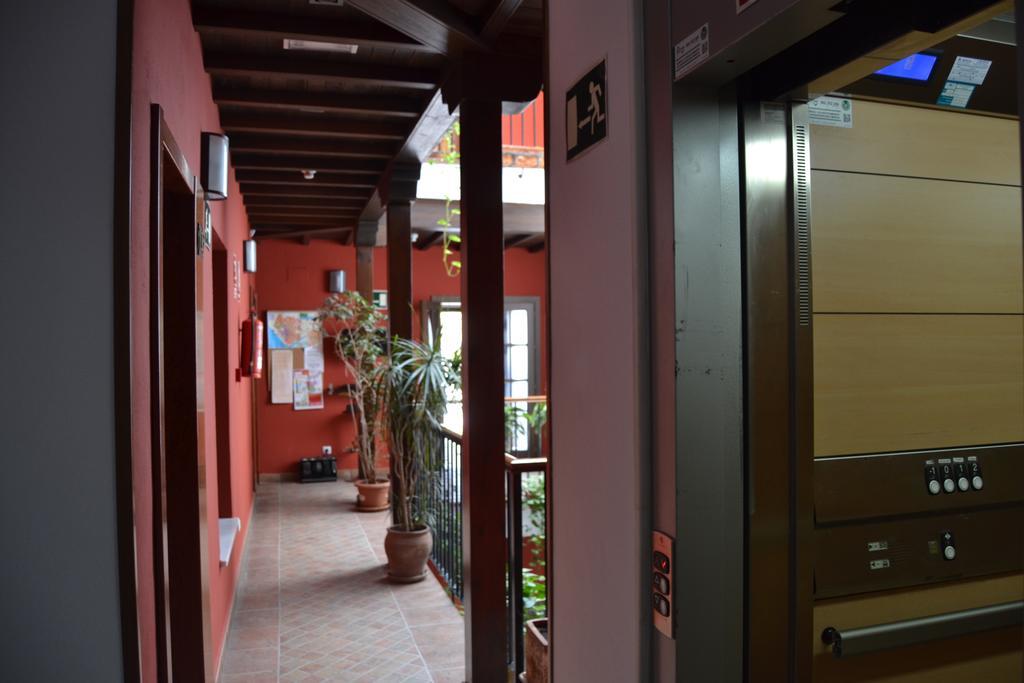 Hostal Al-Andalus Conil De La Frontera Bagian luar foto