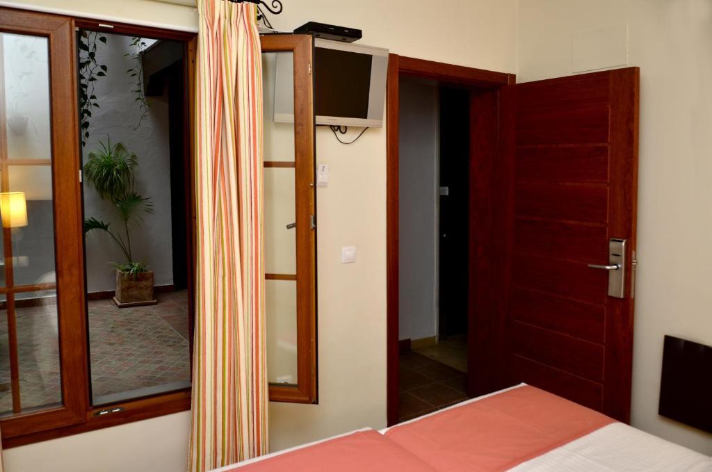 Hostal Al-Andalus Conil De La Frontera Ruang foto